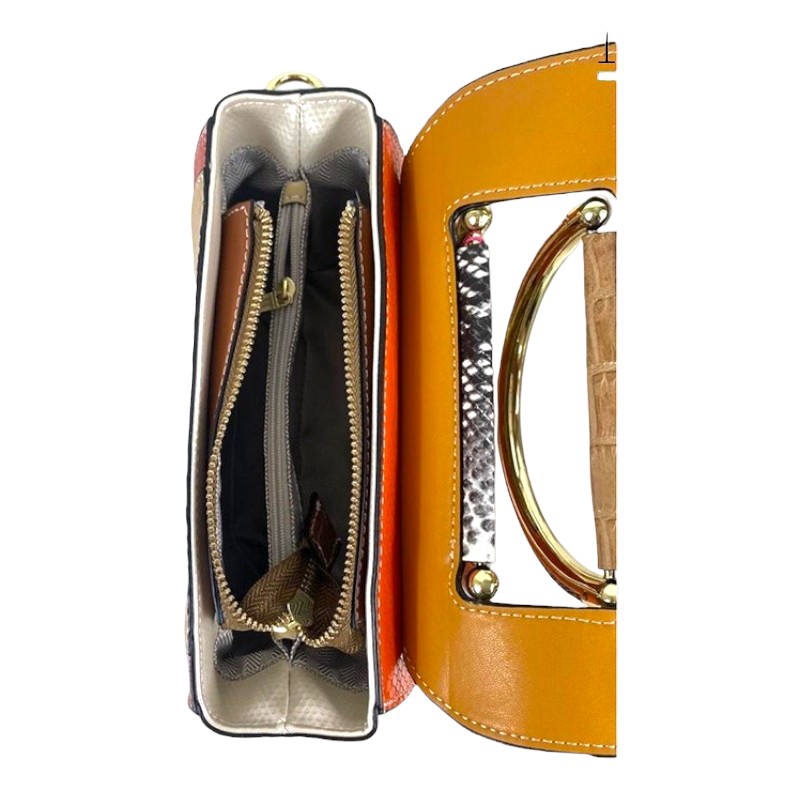 Elegantná dámska kožená kabelka AA00100